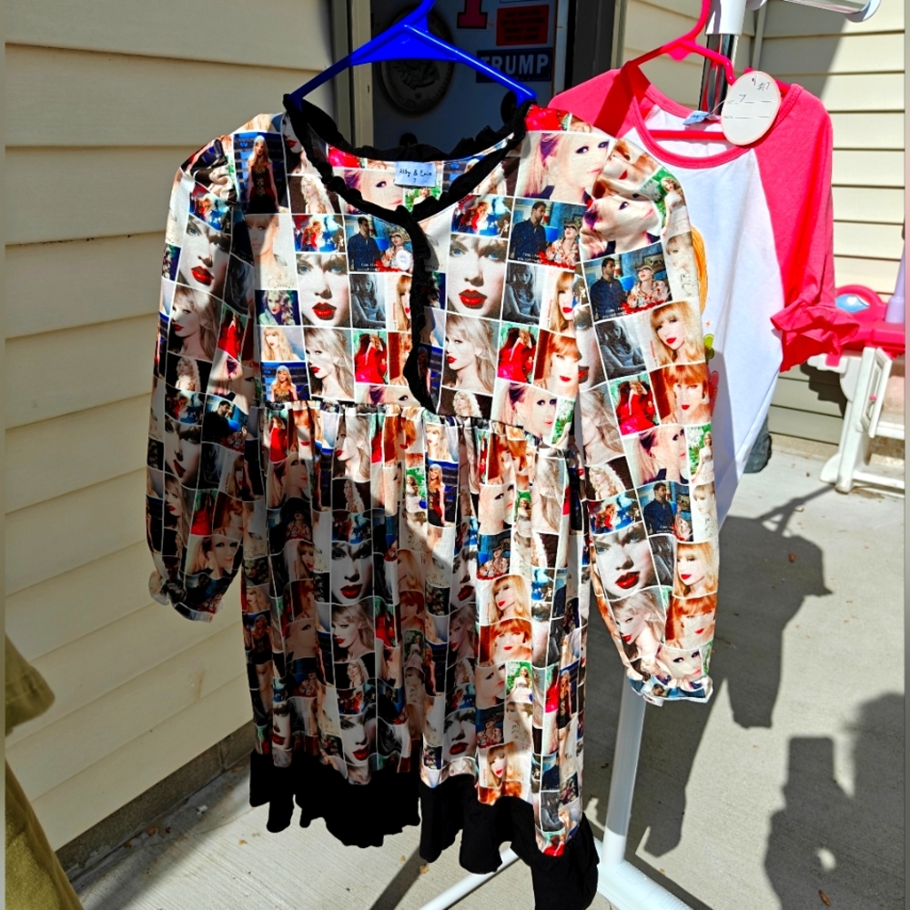 COPY - #TaylorSwift NWT Colorful Graphic Print Childrens Dress #Swifties